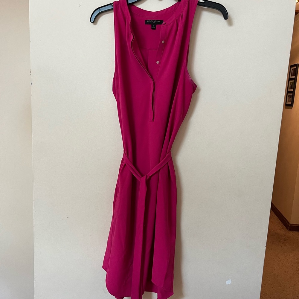 Banana Republic size 8 sleeveless dress.